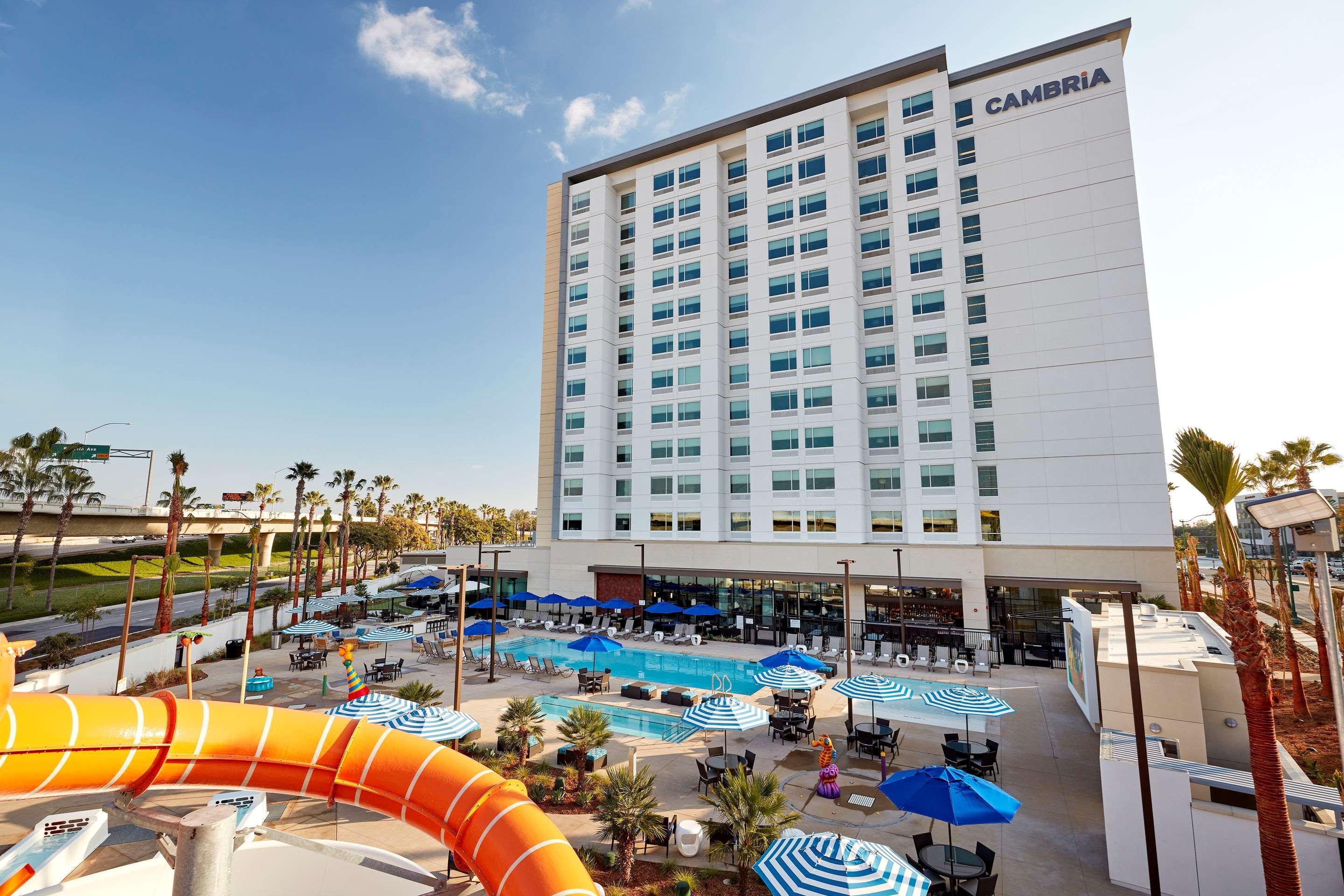 Cambria Hotel & Suites Anaheim Resort Area Exterior photo