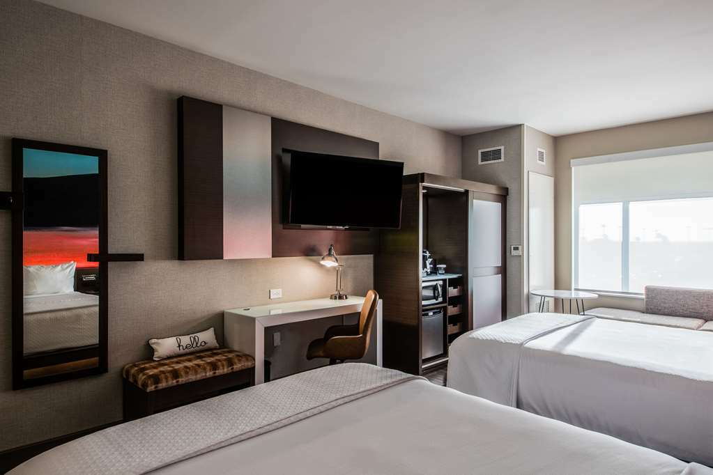 Cambria Hotel & Suites Anaheim Resort Area Room photo